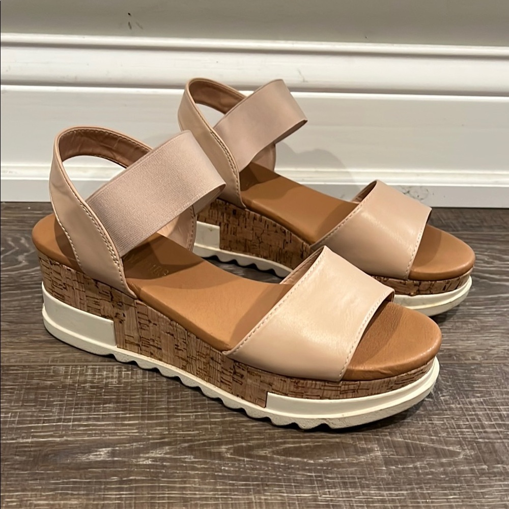 Women's Beige Platform Sandals